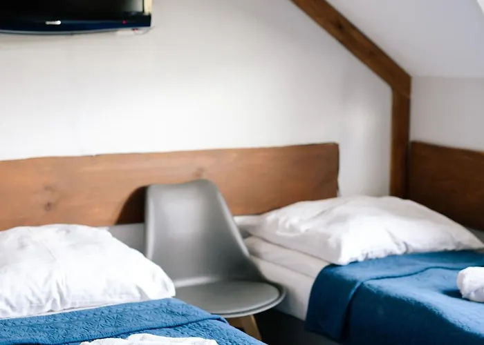 Pod Sowa Han/Misafirhane Sokolec